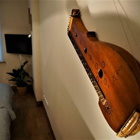 Momo'S Studio Apartment 萨格勒布 外观 照片