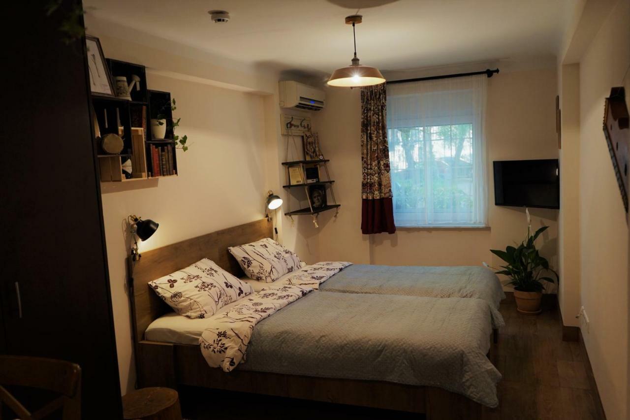 Momo'S Studio Apartment 萨格勒布 外观 照片